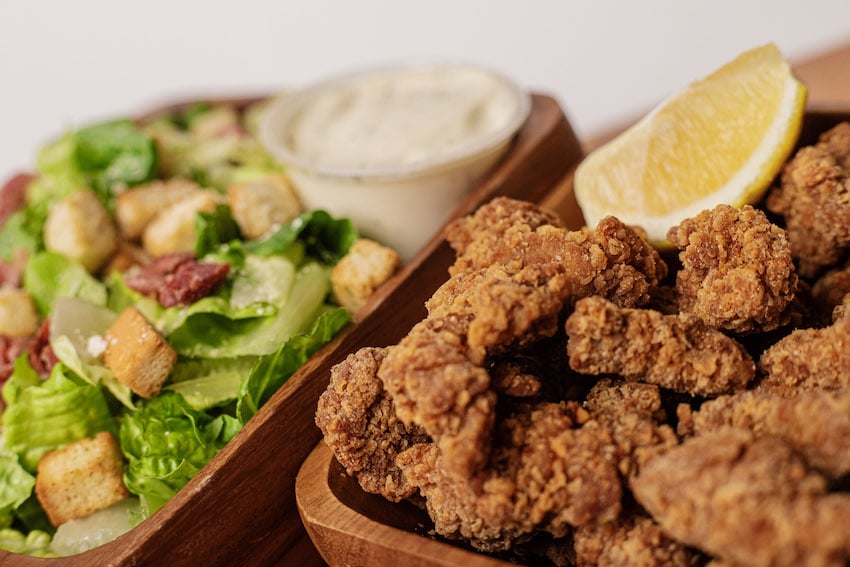 Dry Ribs, Caesar Salad & Garlic Toast Vern's Pizza